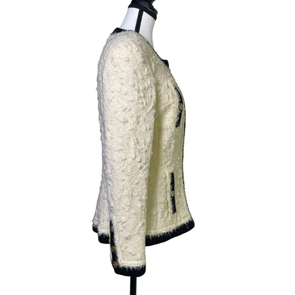 CHANEL 1994 Runway Tweed Jacket CC Buttons Boucle Iconic Collectable Size 42 EUC - Picture 4 of 16